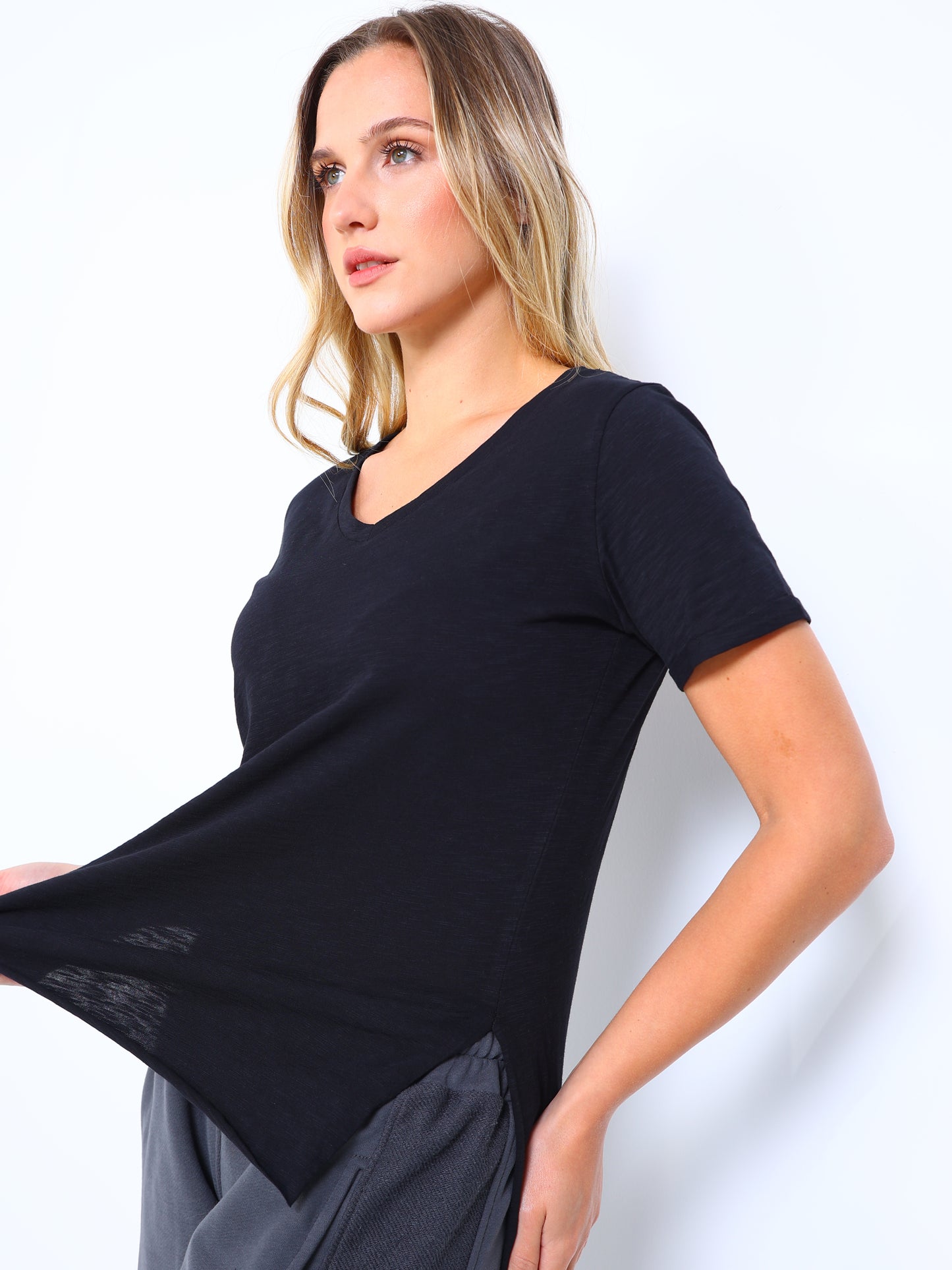 W Neck Slit Side