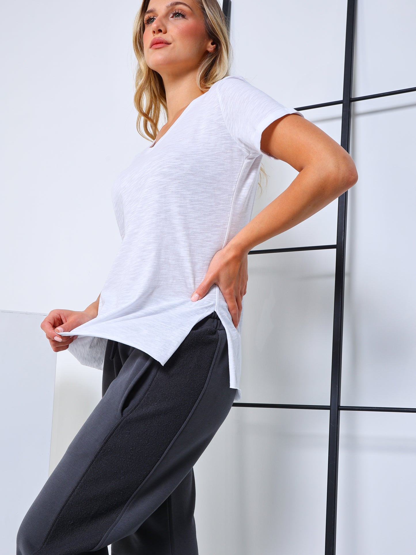 W Neck Slit Side