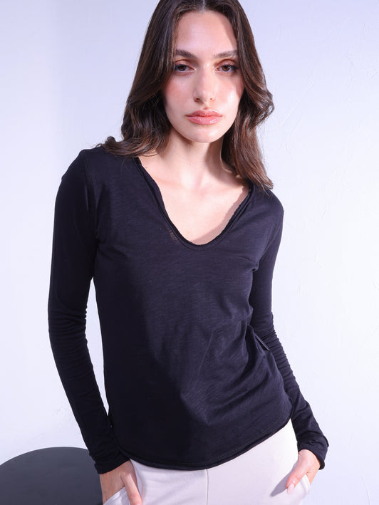 Basic V Long-Sleeves