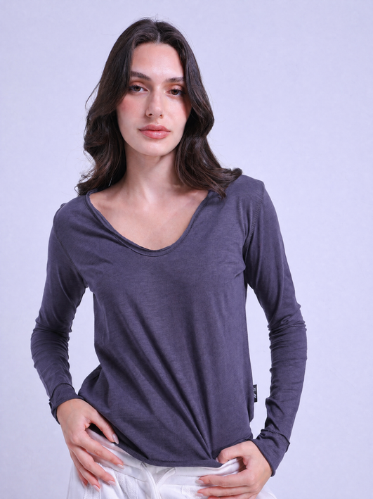Basic V Long-Sleeves